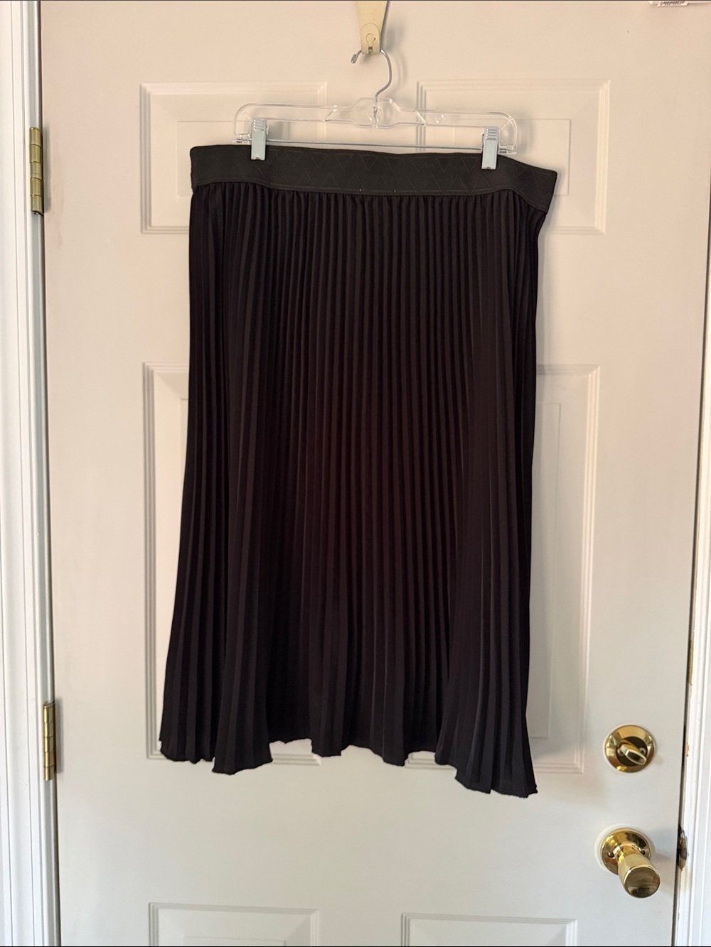 LuLaRoe Black Pleated Midi Skirt with Elastic Waist